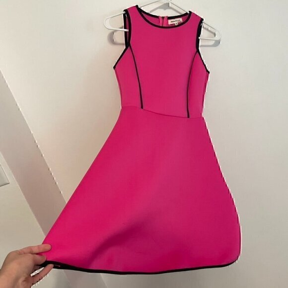 NEW NWT MONTEAU Neon Pink w/ Black Trim Sleeveless Mini Scuba Fit & Flare Dress - Picture 9 of 14